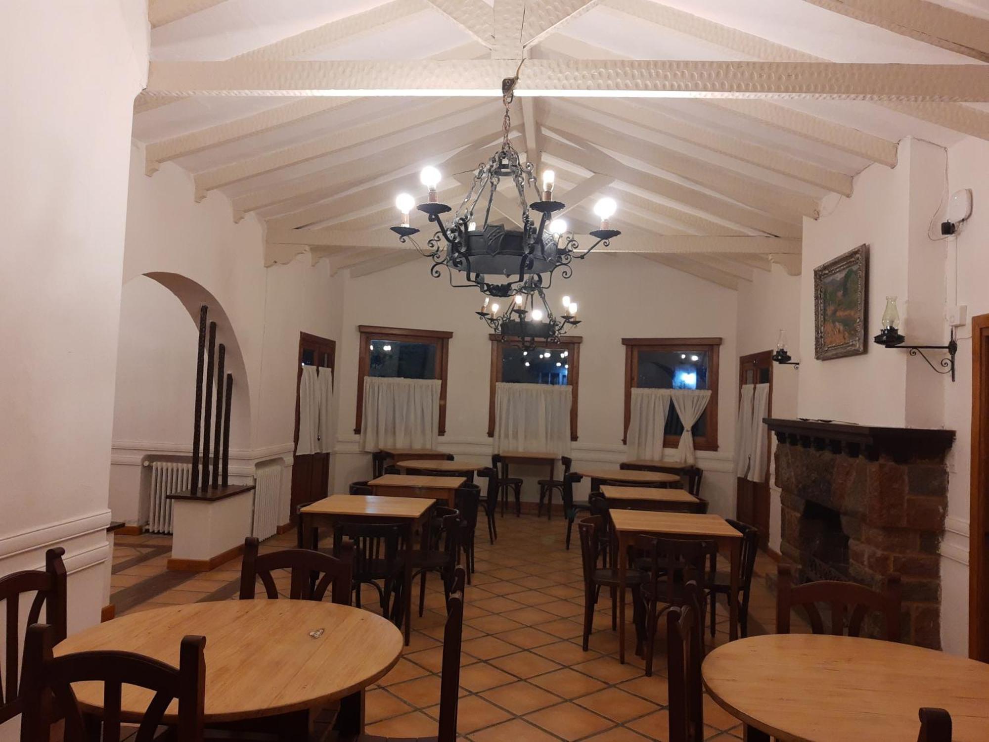 La Castellana De Sierras 3*